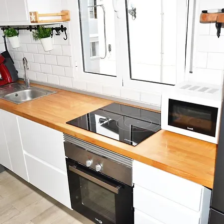 Mabi Paradise House - - 1st Floor Appartement